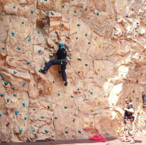 FABRICACION DE MURO DE ESCALAR M2